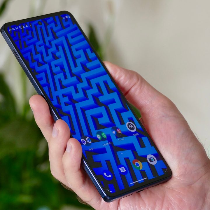 Moto Edge 20 Pro screen.