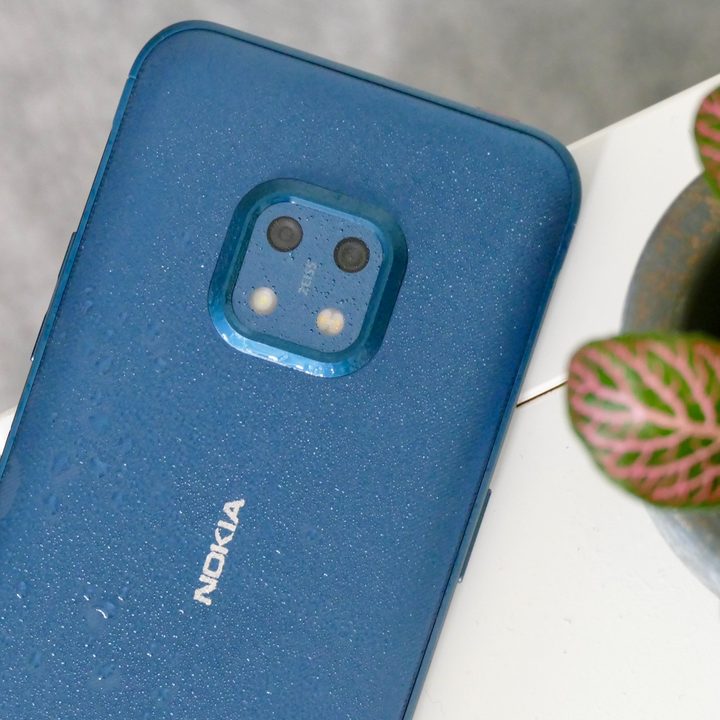 Nokia XR20 camera module.