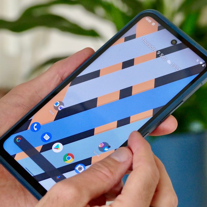 Nokia XR20 screen.
