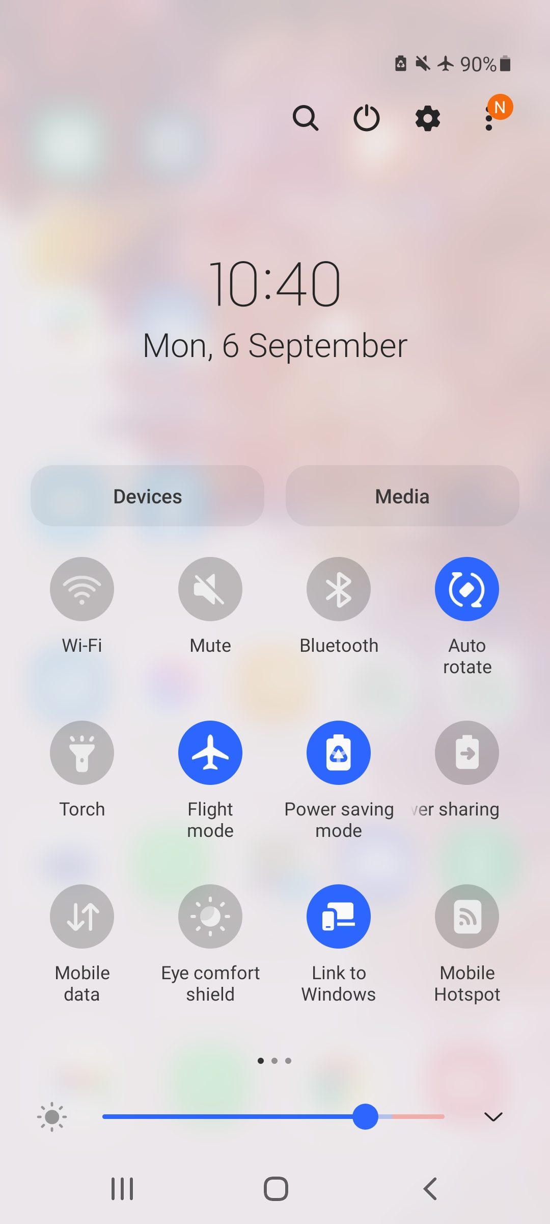 Samsung Galaxy S20 FE Airplane Mode screen.