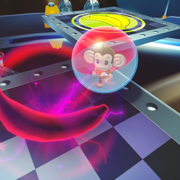 AiAi tries to avoid a rotten banana in Dark Banana Mode.