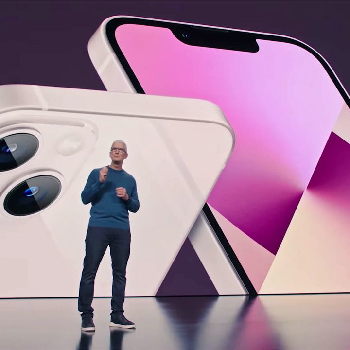 Tim Cook iPhone 13