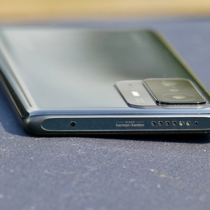 Top of the Xiaomi 11T Pro.