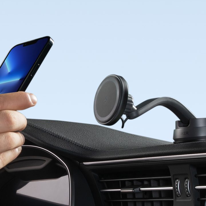 Image of Anker 613 Magnetic Wireless Charger.
