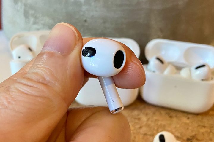 Apple AirPods 3.