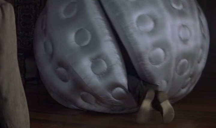 James Bond's avalanche jacket in use during The World Is Not Enough.