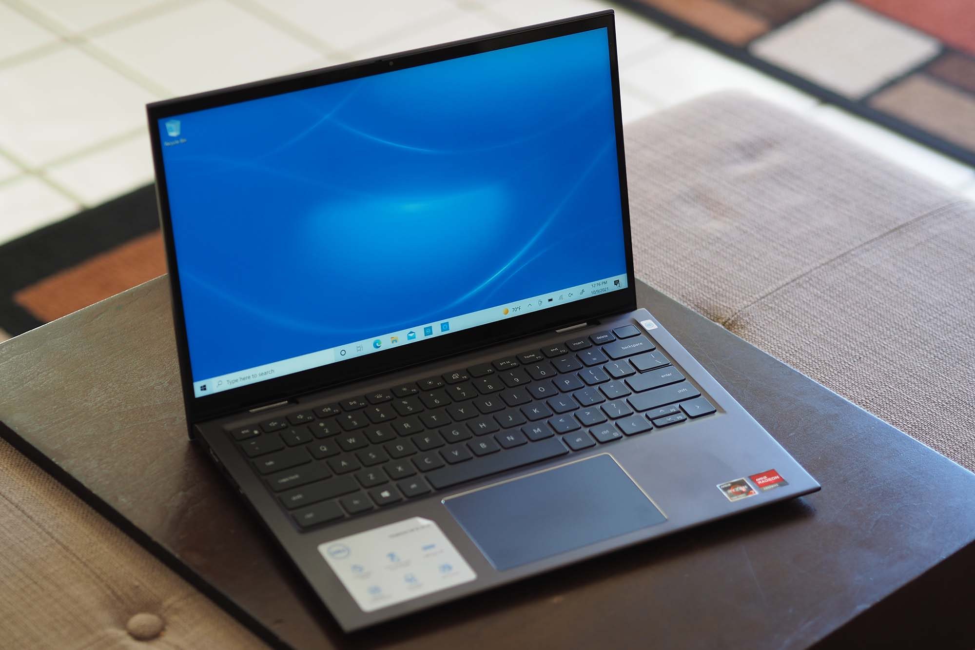 Dell Inspiron 14 2-in-1 review: A sad display on a good laptop