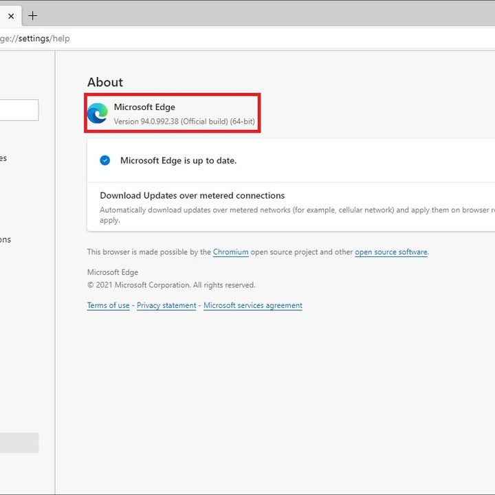 Microsoft Edge settings with the browser version highlighted.