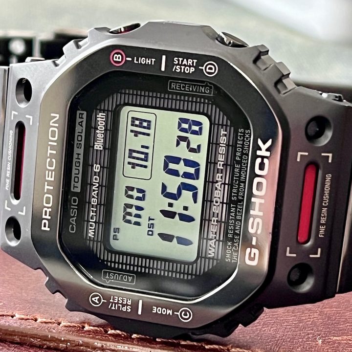 Close up of the G Shock GMWB5000TVA's face.