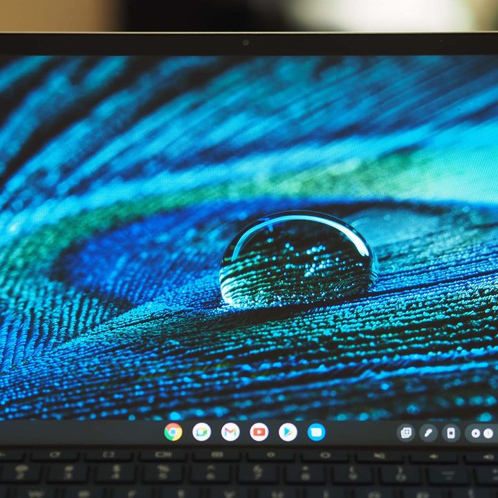HP Chromebook x2 11 display closeup.