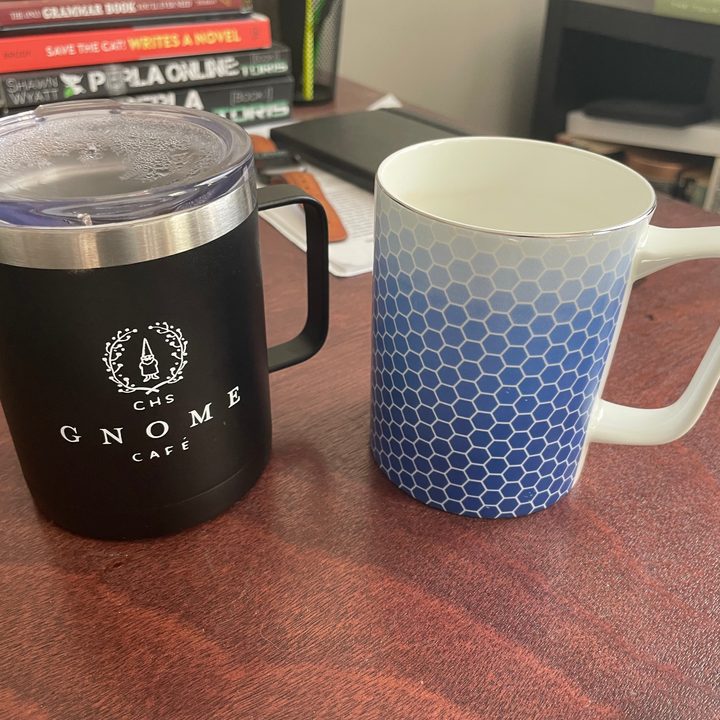 Glowstone Smart Mug alongside standard mug.