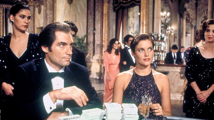Carey Lowell and Timothy Dalton in License to Kill.