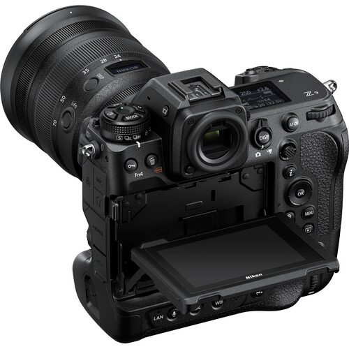 Nikon Z9 back with screen.