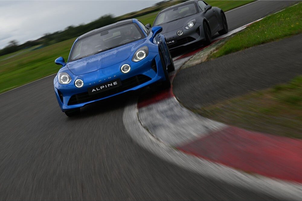 Nikon Z9 car photo.