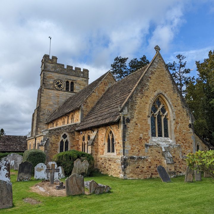 Pixel 6 Pro photo of a church.