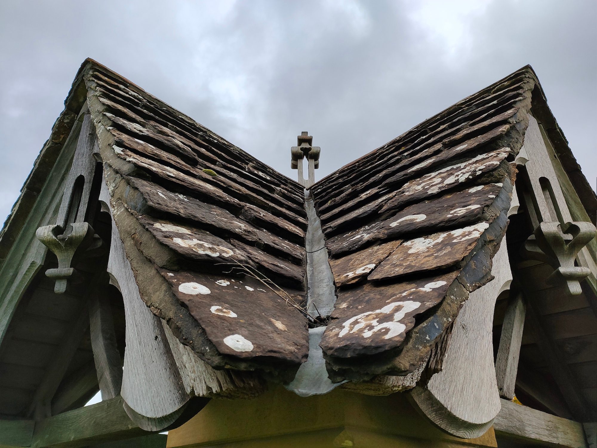 Roof photo taken with the Realme GT Neo2.