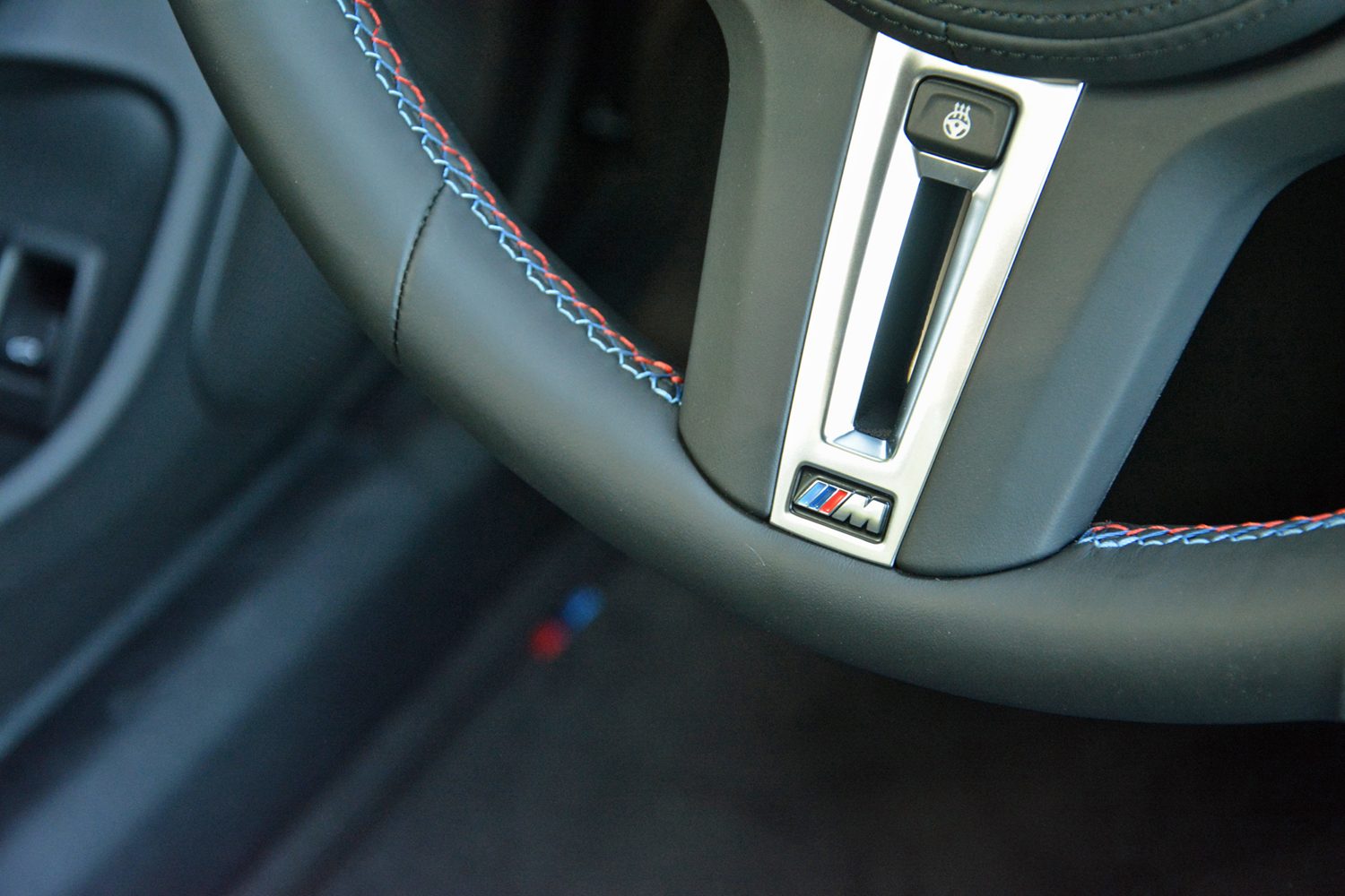 2022 BMW i4 M50