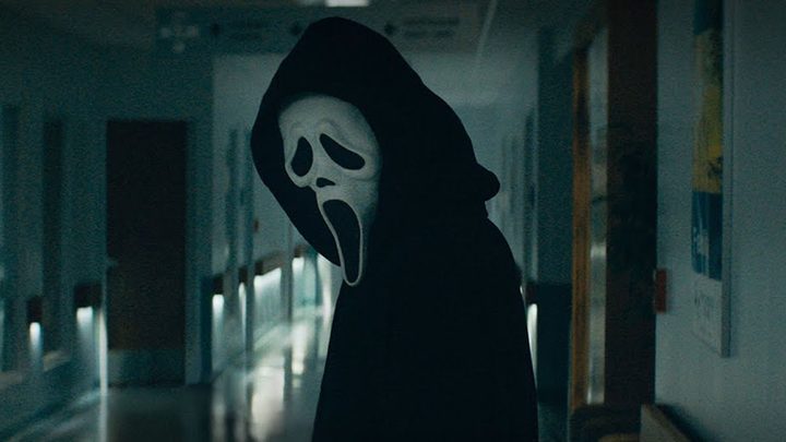 Ghostface looks at the camera in "Scream."