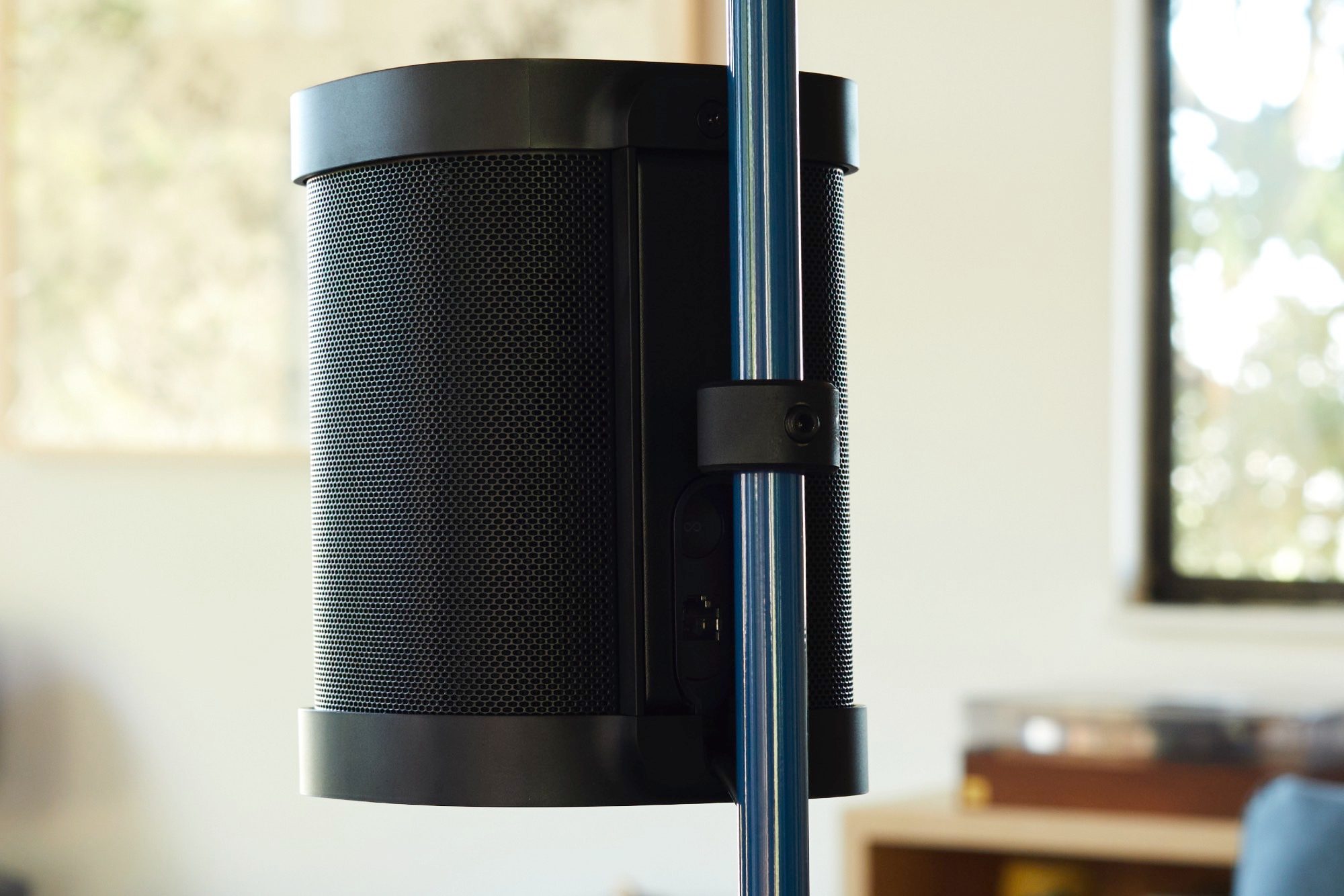 Sonos x Floyd One Stand seen from the back.