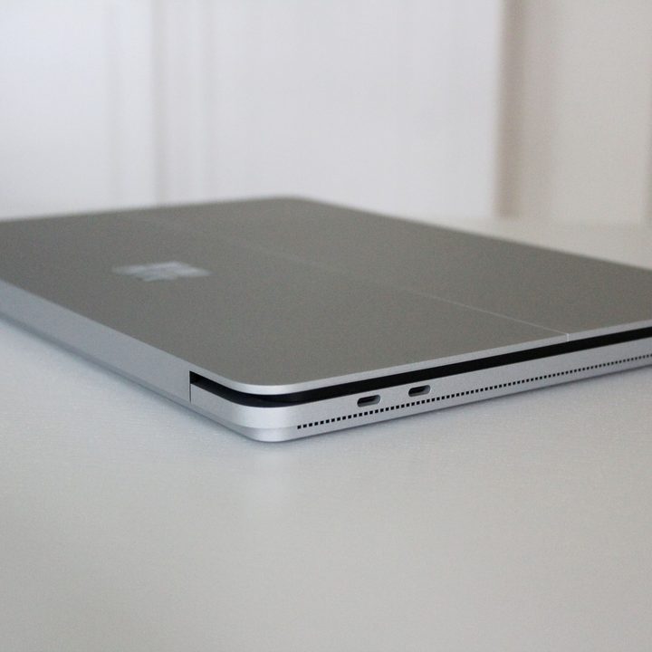 The ports of the Surface Laptop Studio.