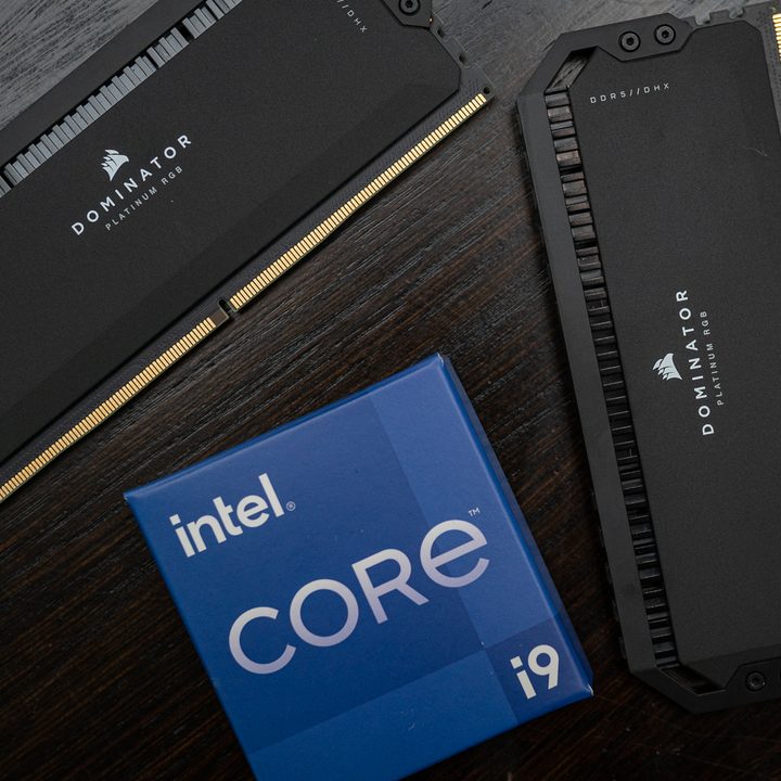 Intel Alder Lake box with DDR5 memory.