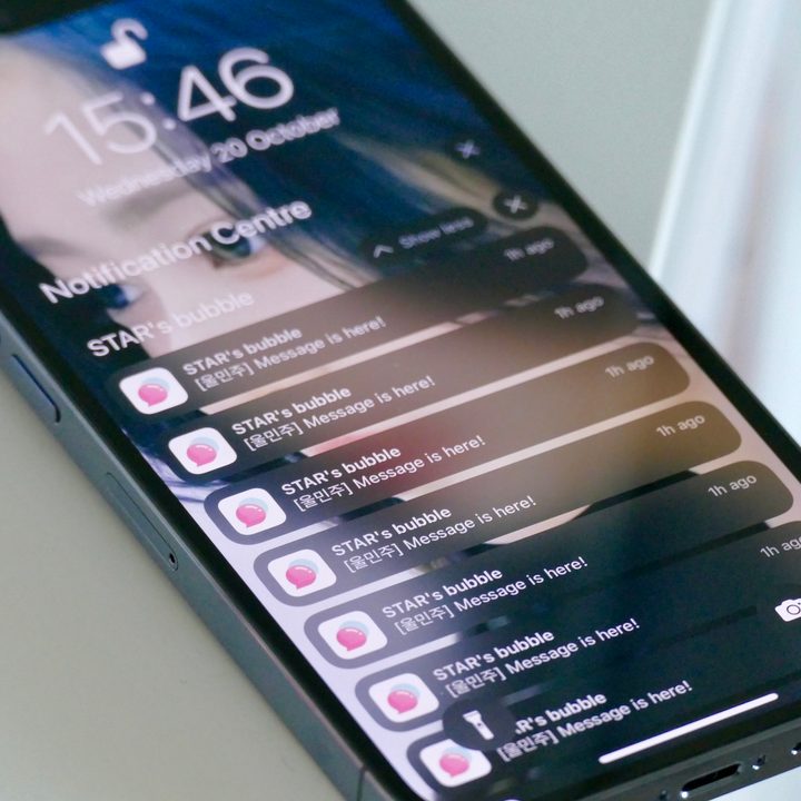 Message alerts from Bubble on an iPhone 13 Pro.