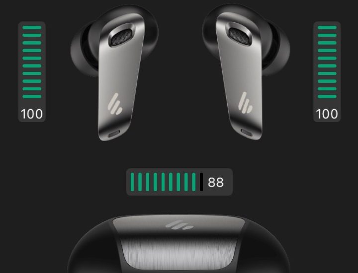 App screenshot showing remaining battery life.