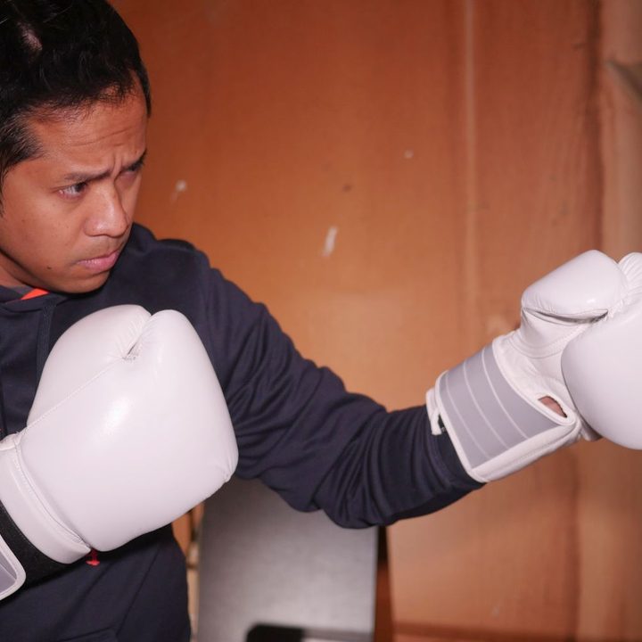Punching the punching bag with FightCamp.