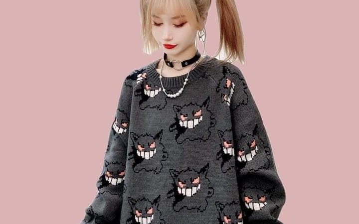Girl wearing Gengar print sweater