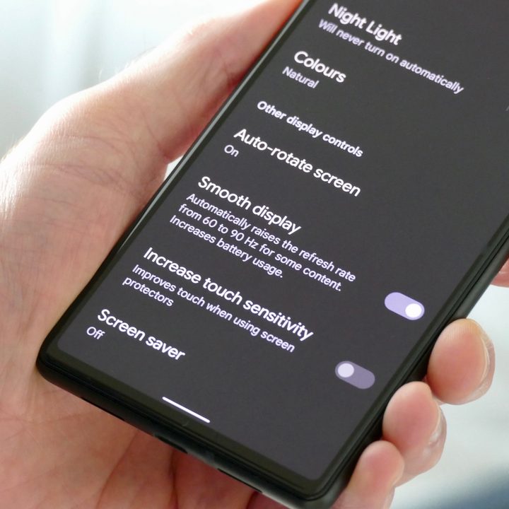 Pixel 6 screen refresh rates.