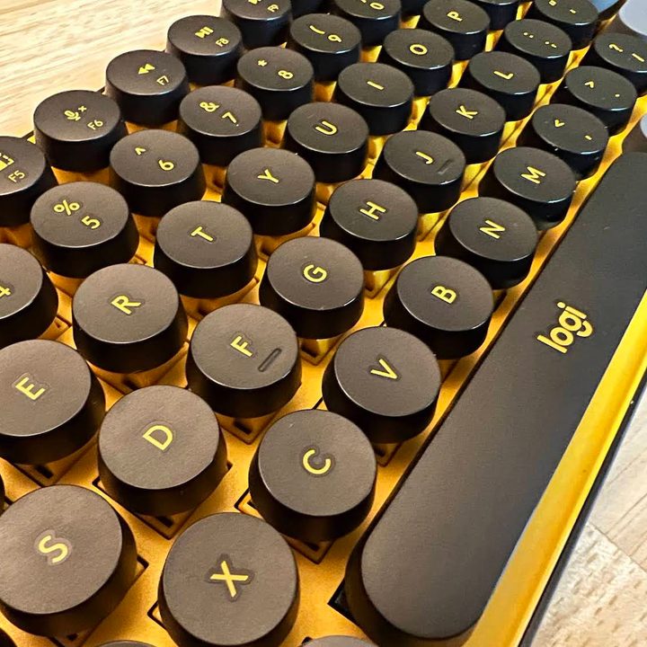 A pop of color with the Logitech Pop Keys