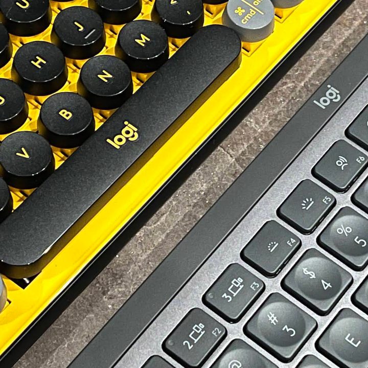 Logitech Pop Keys versus Logitech MX Keys Mini.