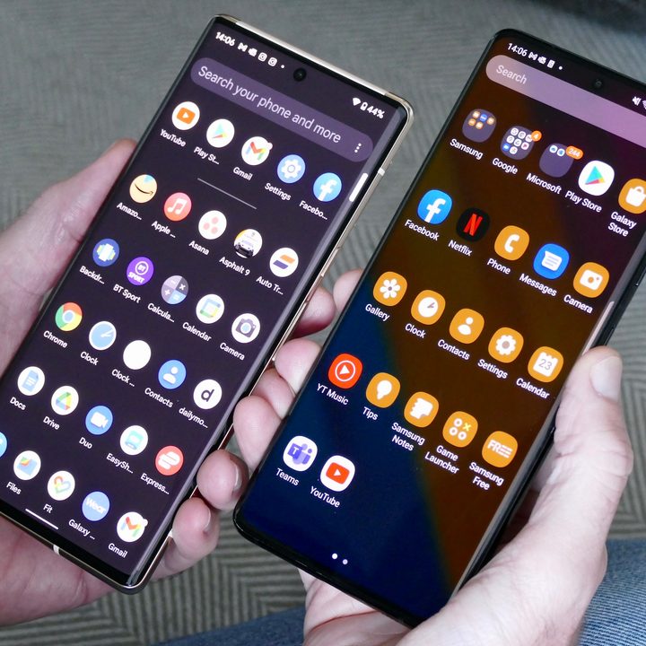 App pages in One UI 4 and Android 12.