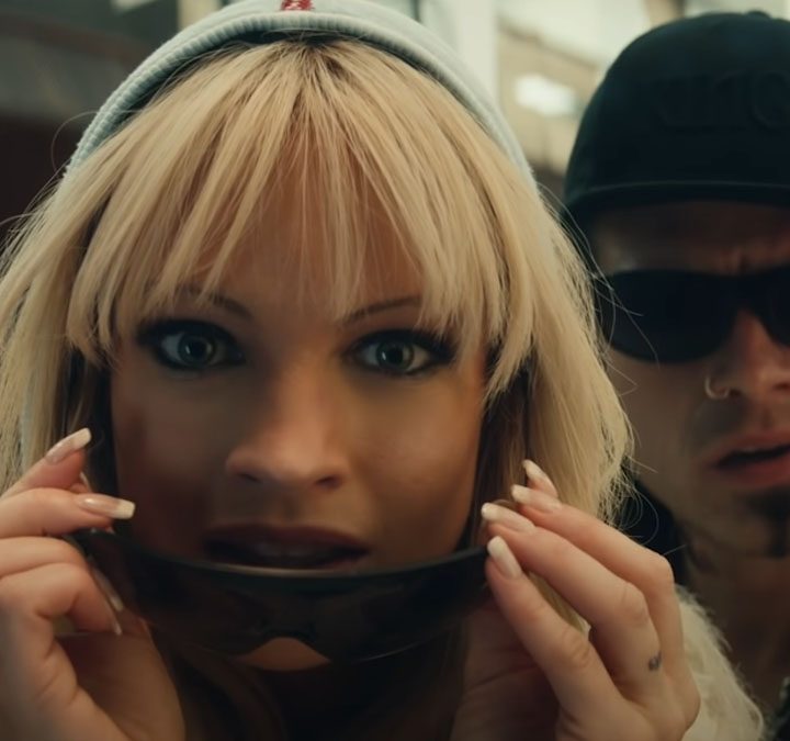 Lily James and Sebastian Stan in Pam & Tommy.