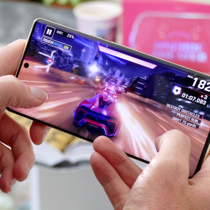 Gaming on the Google Pixel 6 Pro.