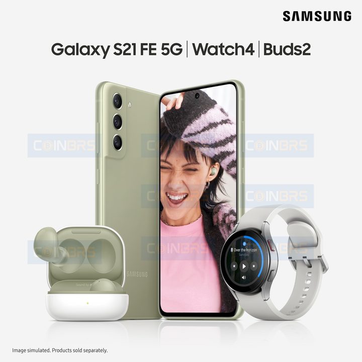 Samsung Galaxy S21 FE alongside the Galaxy Buds 2 and Galaxy Watch 4