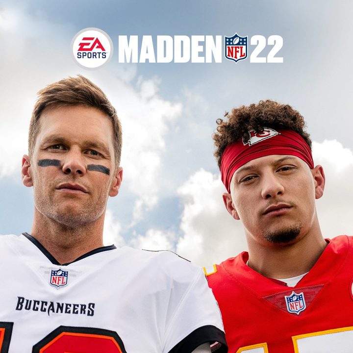 Tom Brady and Patrick Mahomes on the cover of Madden 22.