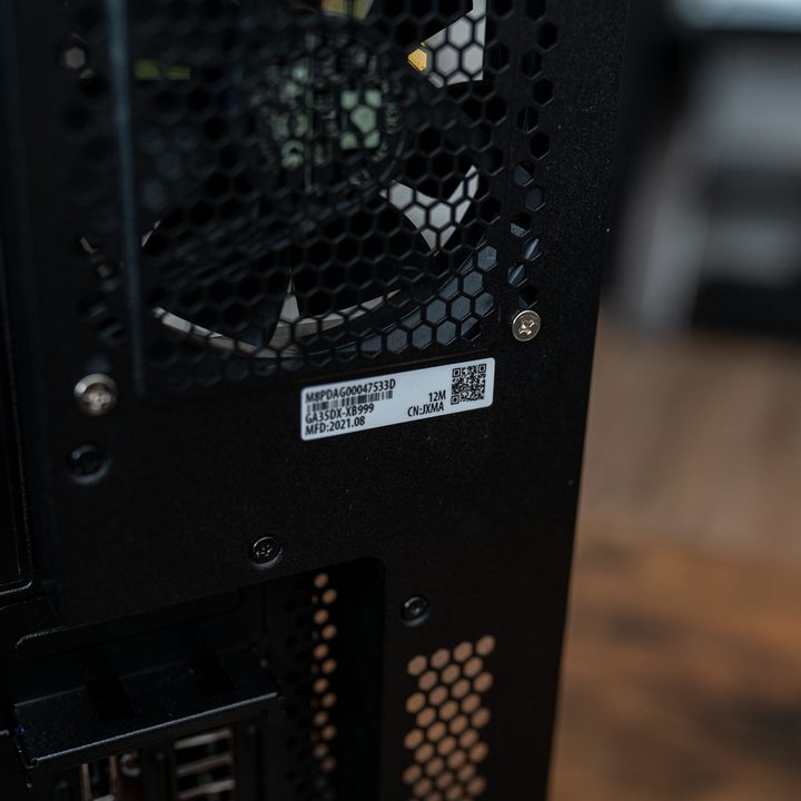 Warranty sticker on Asus G35DX.