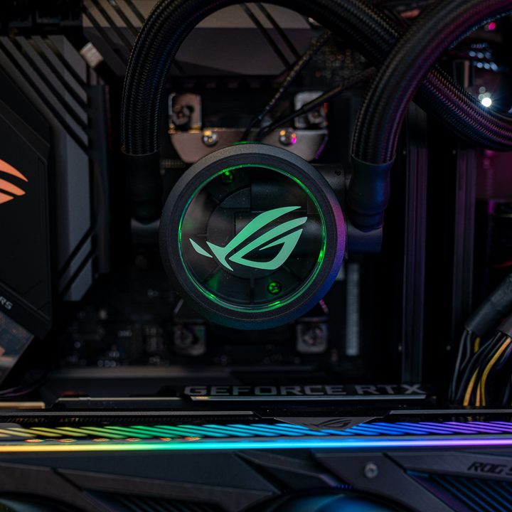 CPU pump on Asus G35DX.