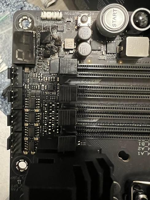 A Asus ROG Maximus Z690 Hero burning up.