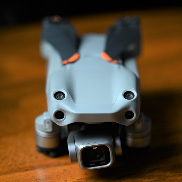 DJI Air 2S.