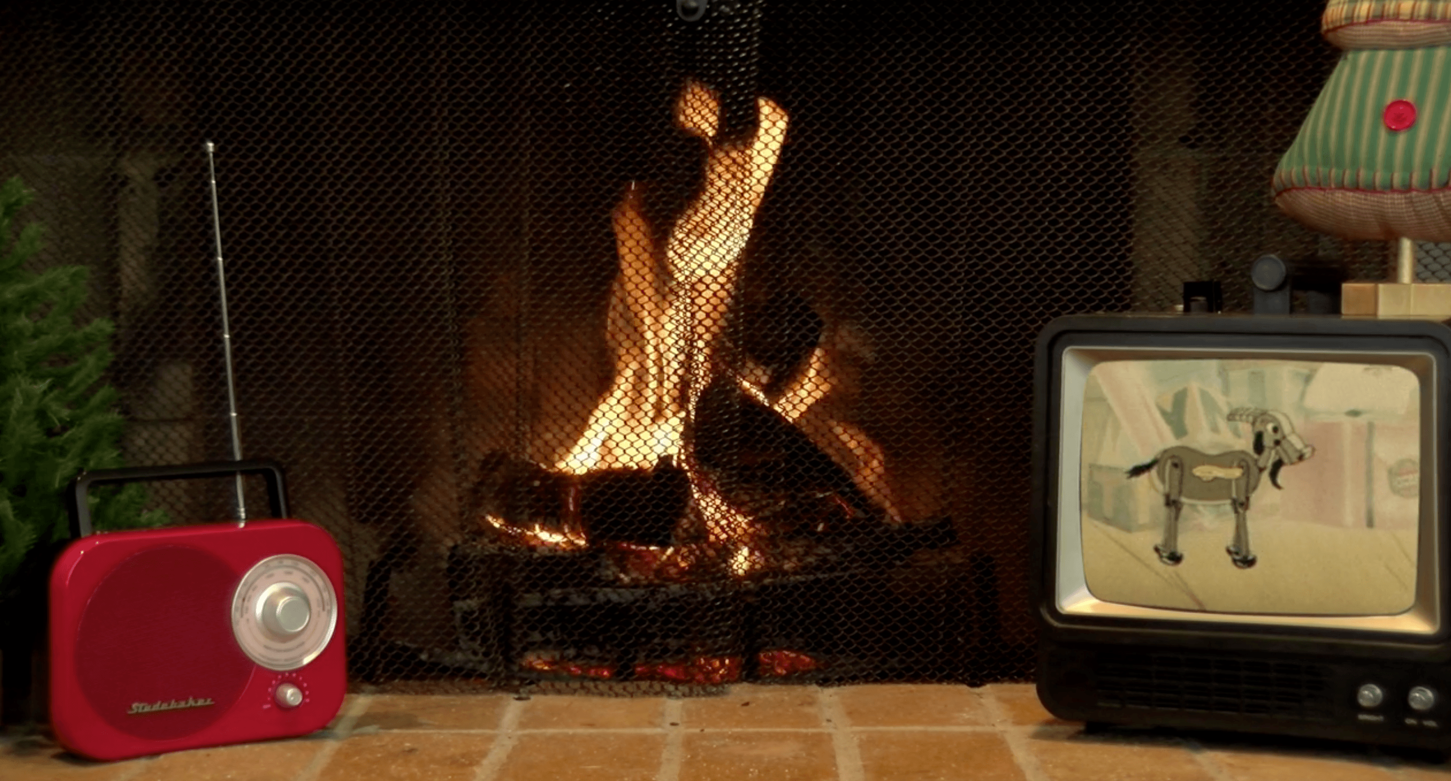I marathoned through 8 'fireplace on your TV' videos. These are my ...