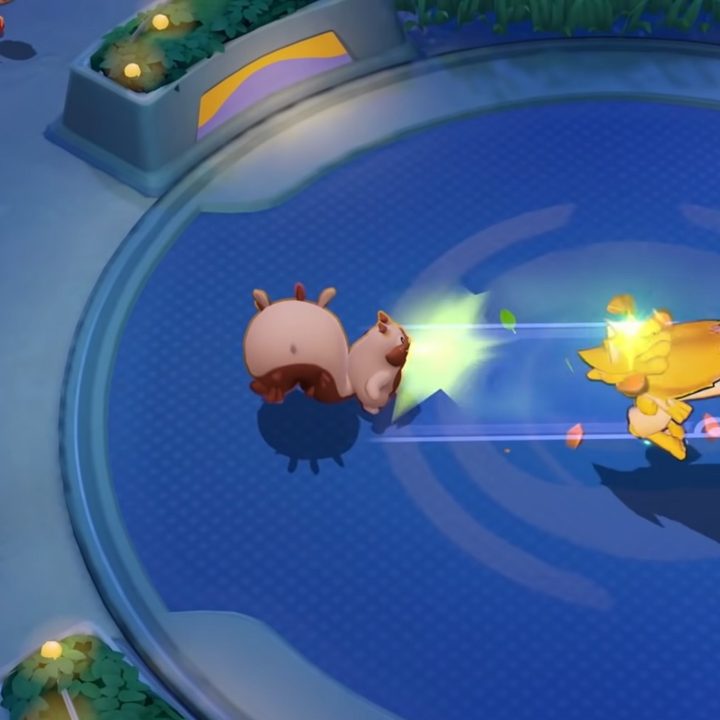 Greedent attacking in Pokémon Unite.