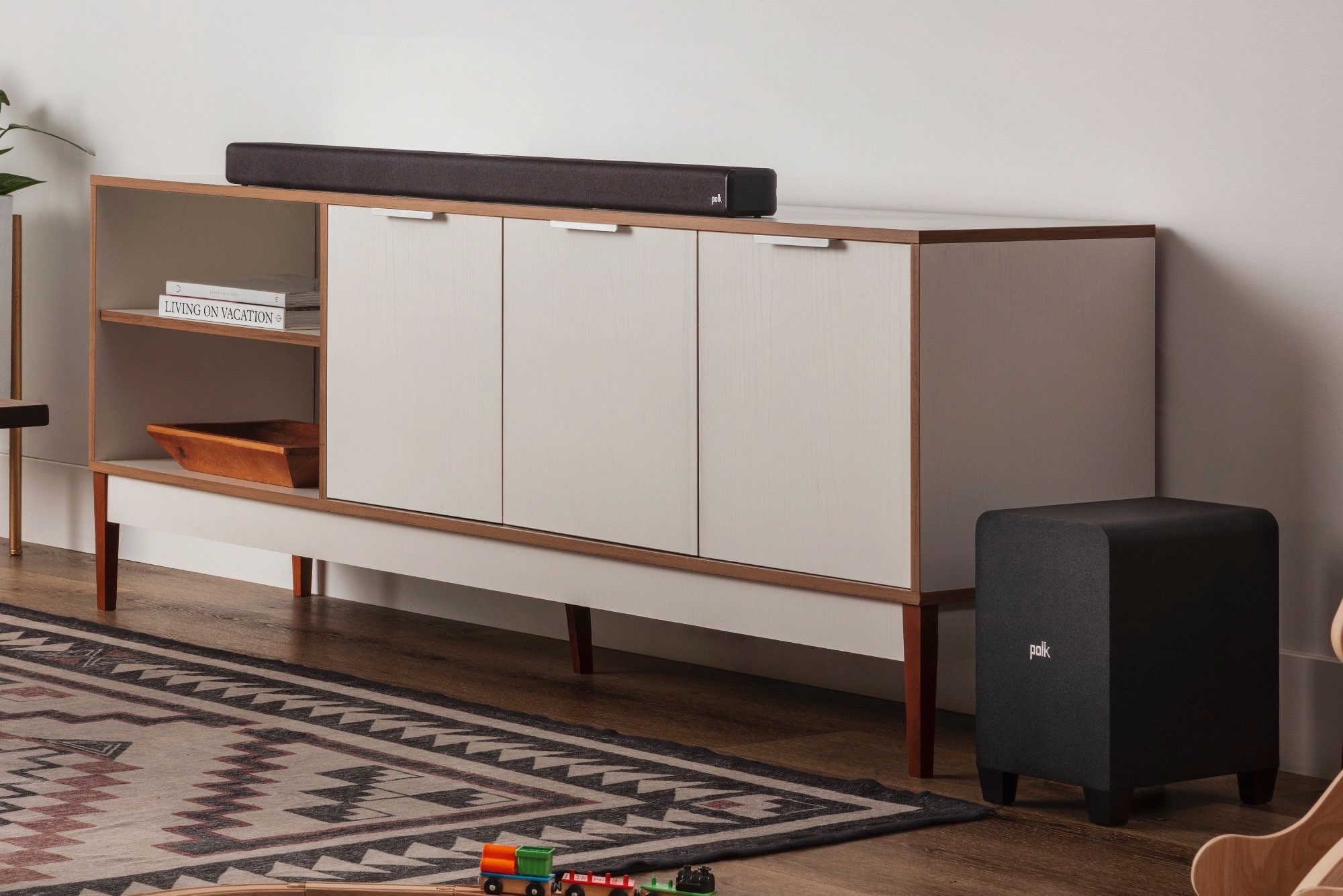 Polk Audio Signa S4 Dolby Atmos soundbar.