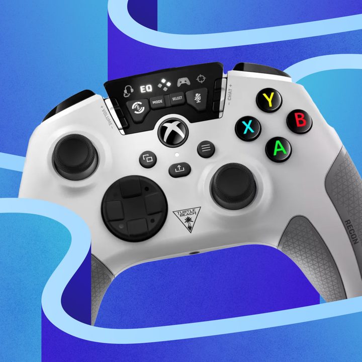 Turtle Beach Recon Xbox Controller image on a blue stylized background.