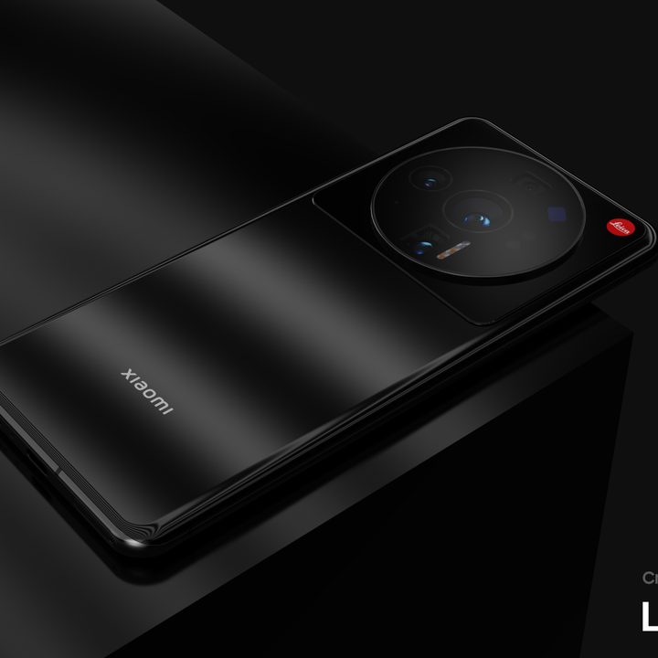 A render showcasing a potential design for Xiaomi's 12 Ultra based off a case leak.