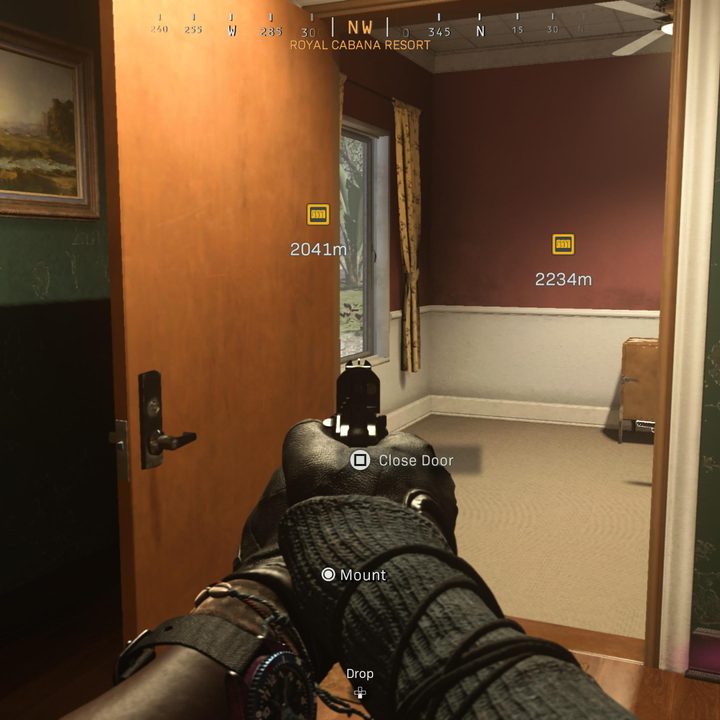 Aiming at open door in Warzone.