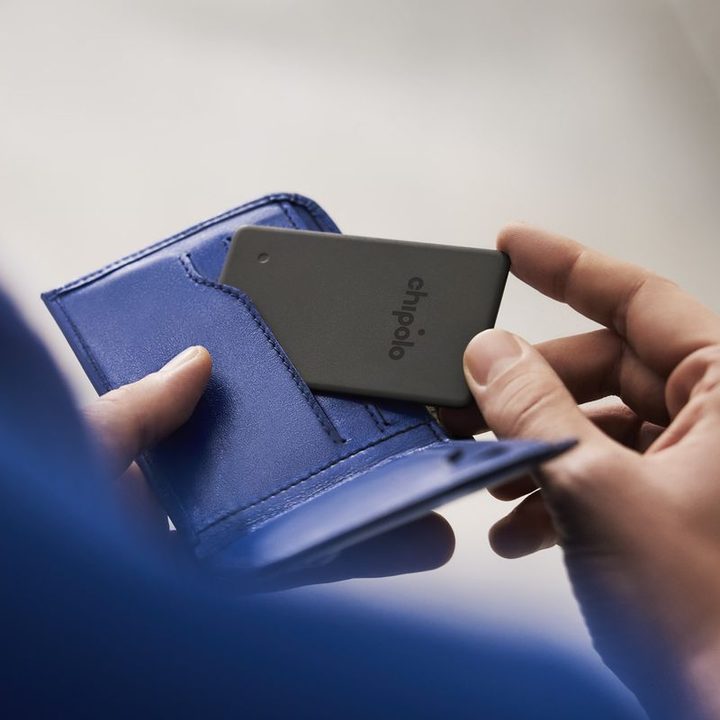 Chipolo wallet tracker card