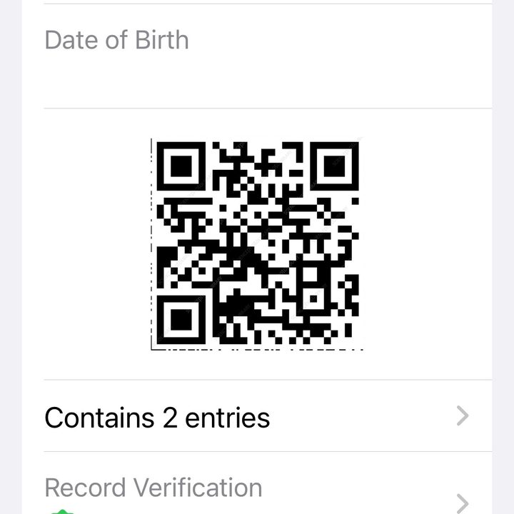 COVID-19 vaccine verification in Apple Health app.