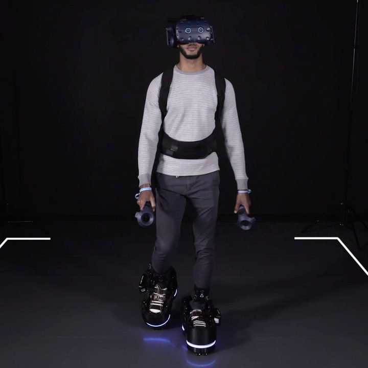 Man walking in the Ekto VR boots.